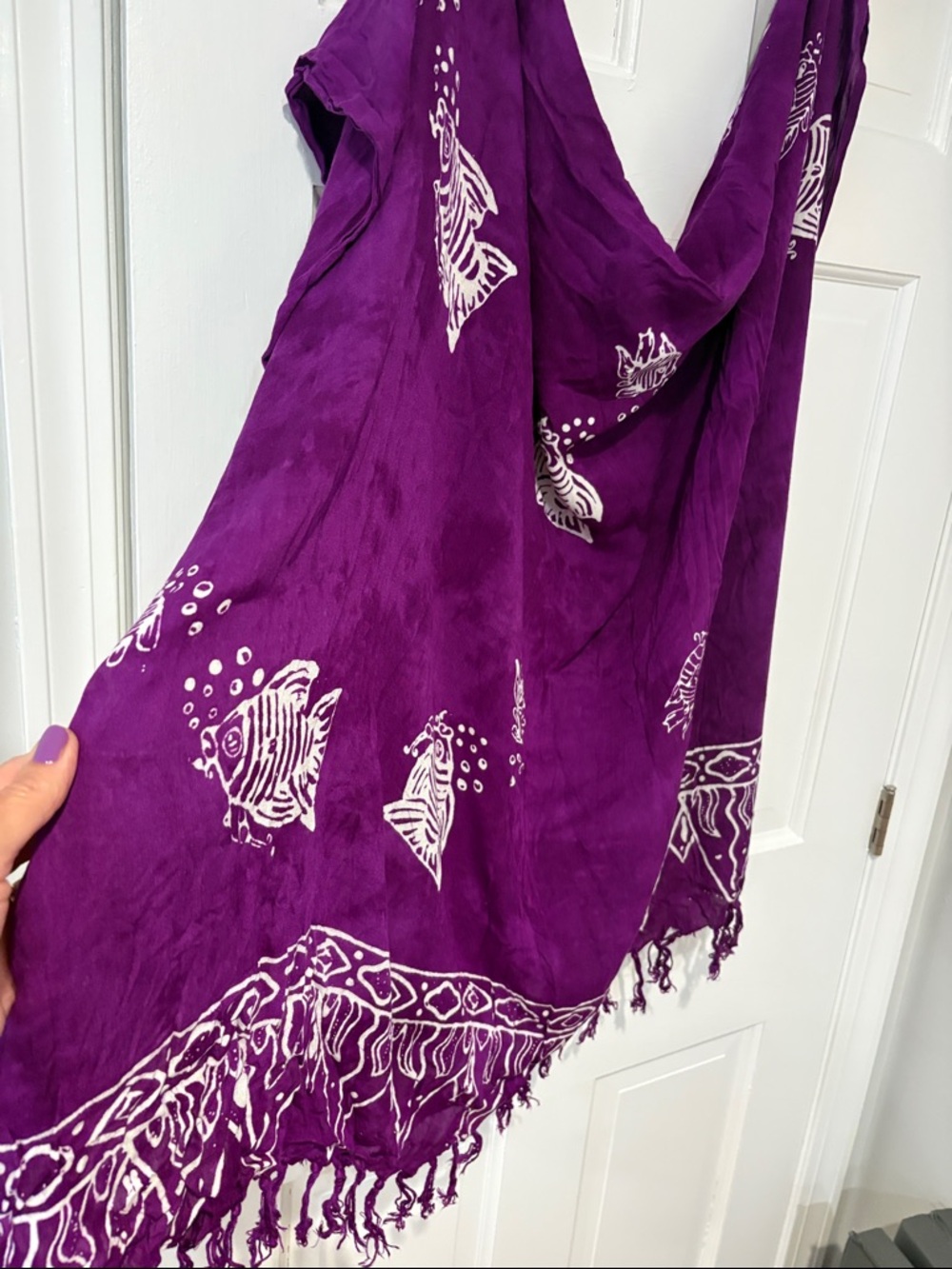 ๐5 for $15๐Boho Purple Printed Tassel Scarf/Sarong - Picture 3 of 4